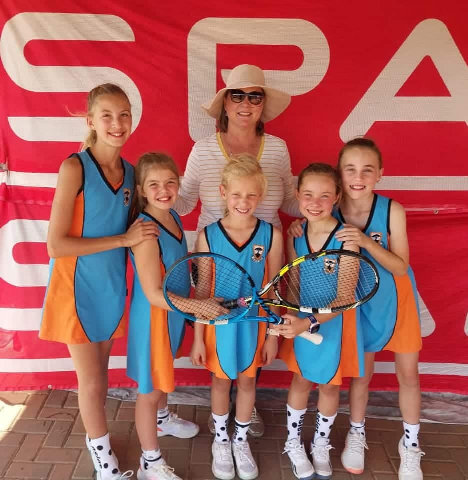 Laerskool Pretoria-Oos het aan die jaarlikse Bethlehem tennistoernooi ...